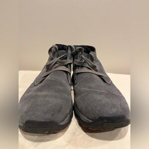 Men’s 11.5 Eddie Bauer Gray Suede Chukka Boots